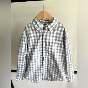 Crewcuts 6-7 boys button down blue and white checkered shirt with collar.